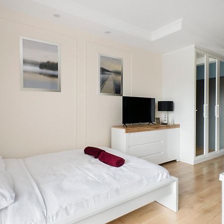 Aparthouse Deluxe Lodz  Ngoại thất bức ảnh