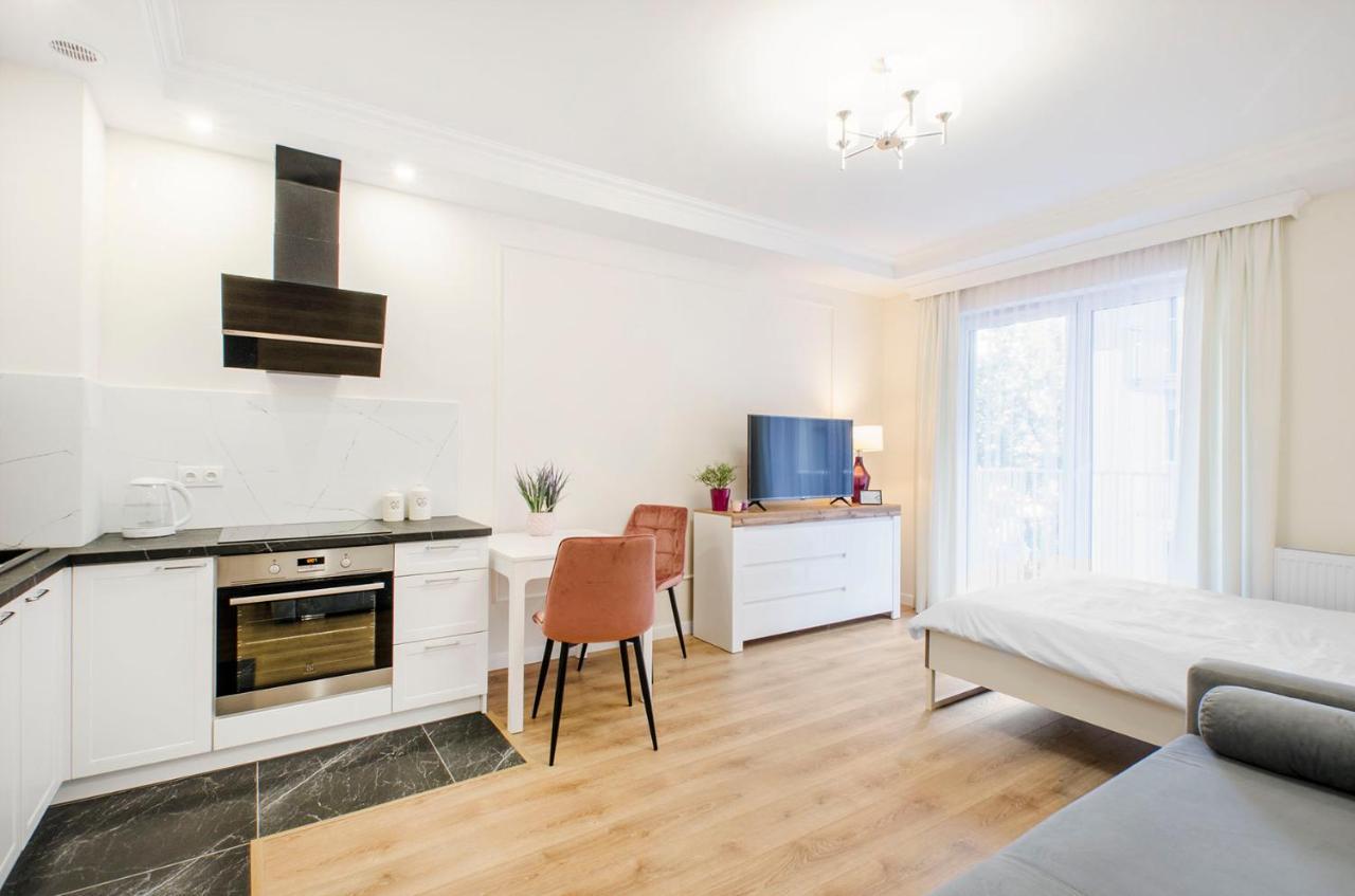 Aparthouse Deluxe Lodz  Ngoại thất bức ảnh